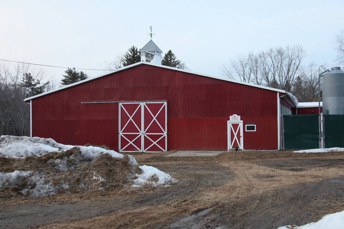 Red Barn Stables (43 Bangall Road, Stamford (Western Coastal Slope