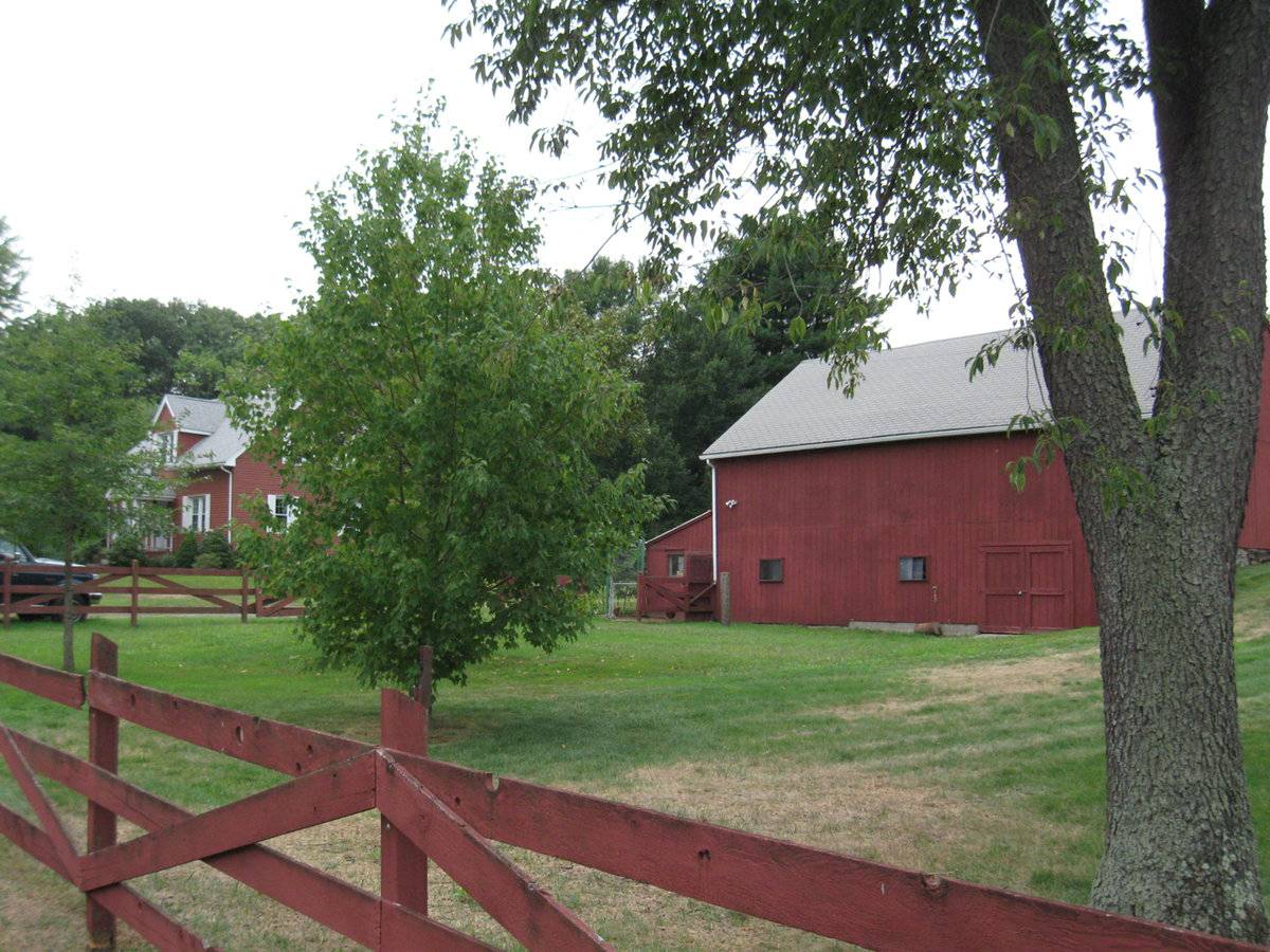 776 Mount Vernon Road, Southington (Central Valley) Historic Barns of