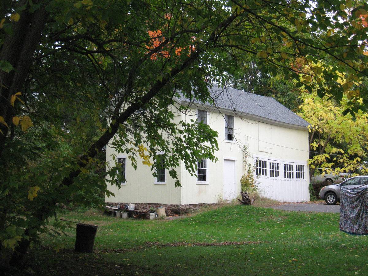 Lauren T. Campbell House and Barn (45 Berlin Avenue, Southington