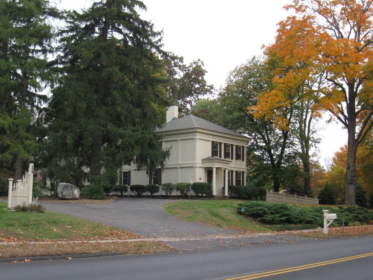 Samuel Clark House and Barn (67 West Street, Southington (Central