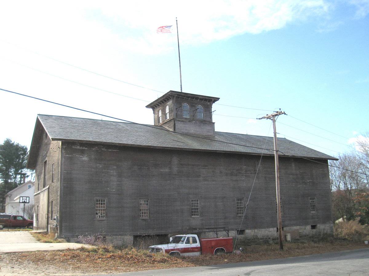 Gardiner Hall, Jr. Company Grey Barn (139 River Road (Rte 32), Willington (Eastern Uplands