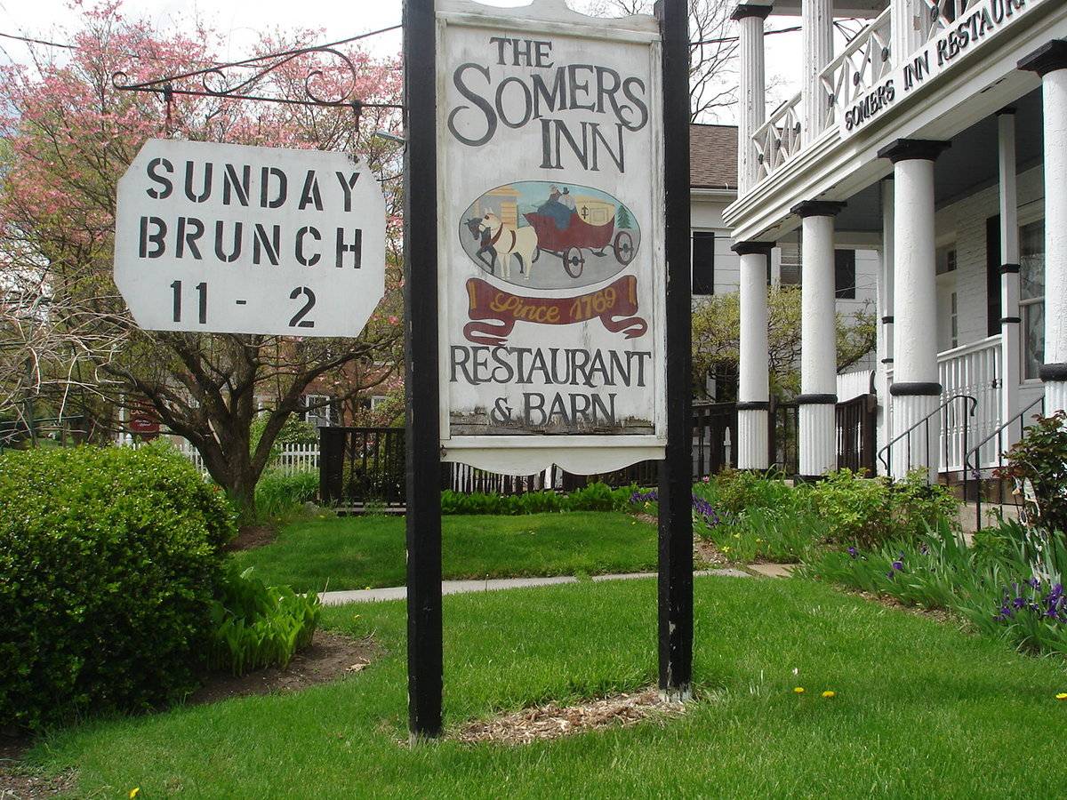 Somers Inn (585 Main Street (Rte 190), Somers (Central Valley