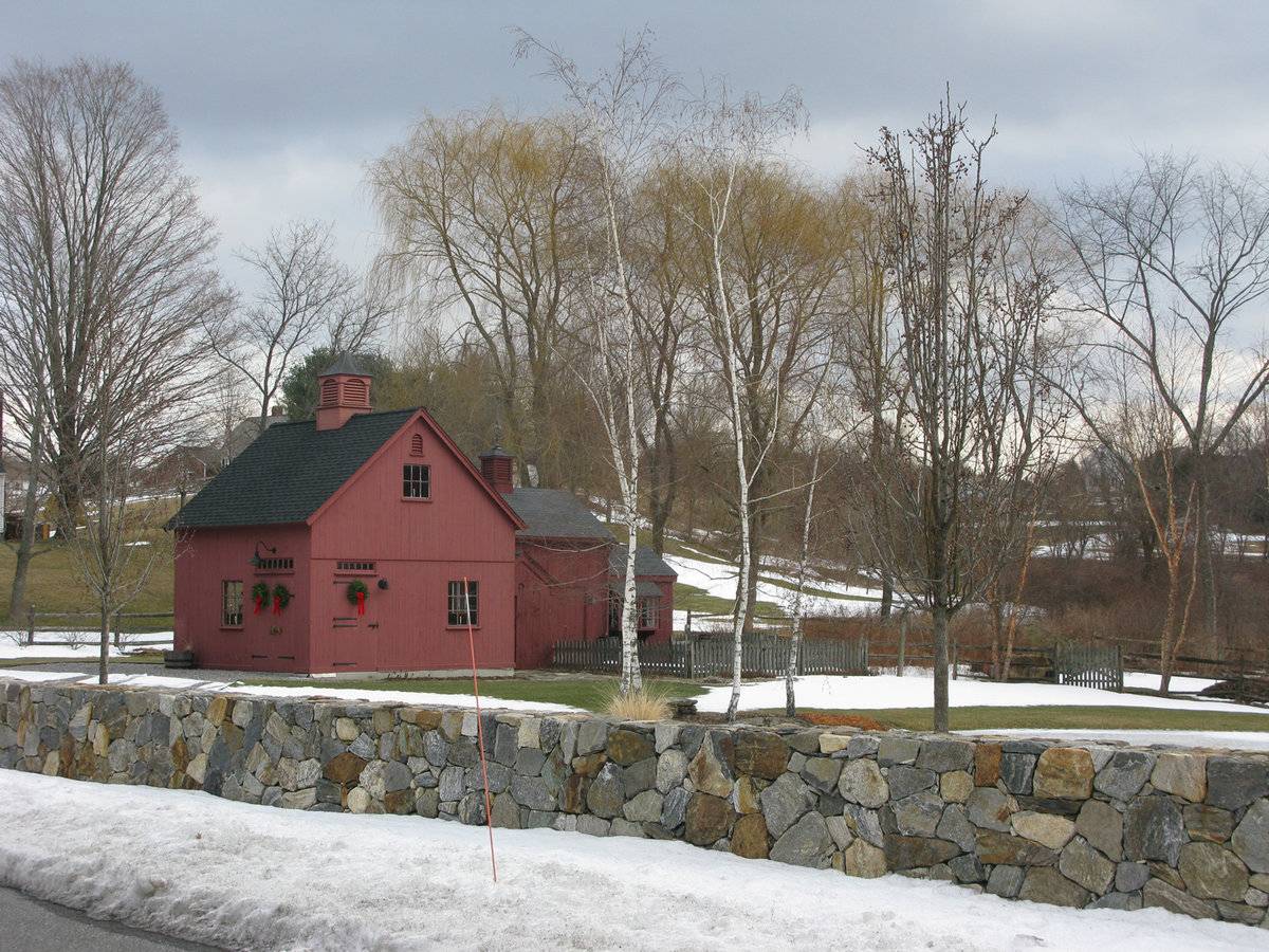 Seligmann Barn (2 Edmonds Road, Sherman (Northwest Highlands
