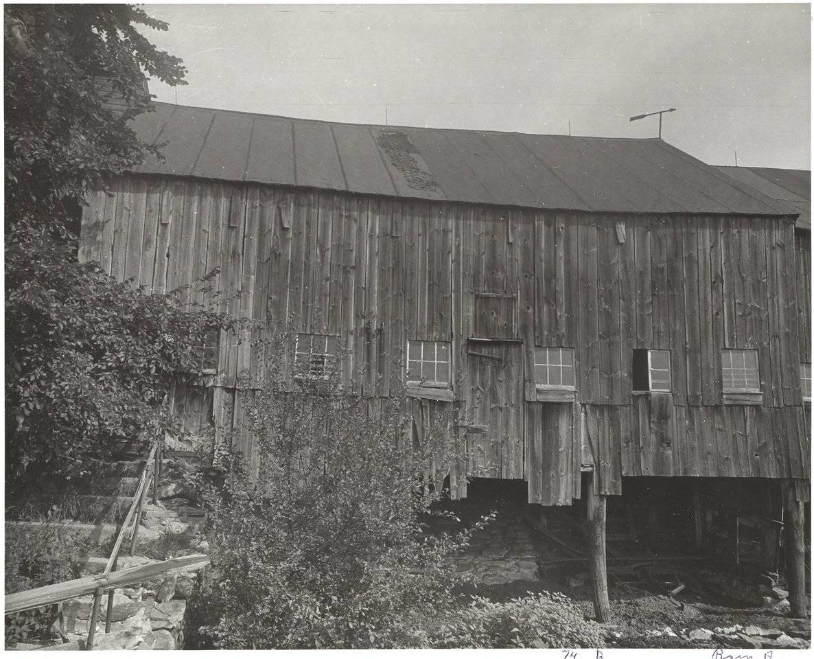 Ballard Road, Thompson (Eastern Uplands) Historic Barns of Connecticut