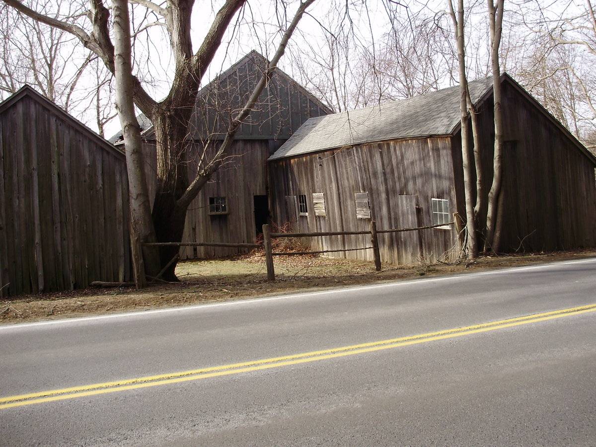 561 Horse Hill Road, Westbrook (Eastern Coastal Slope) Historic Barns