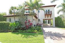 1420 W 21 ST
