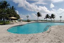 19211 FISHER ISLAND DR # 19211