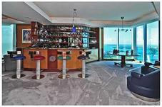 300 S POINTE DR # 4003