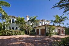 520 N ISLAND DR