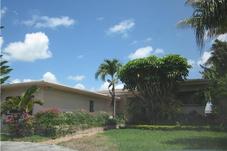 365 N SHORE DR