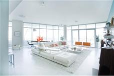 6101 AQUA AV # 501