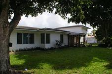 8925 BAY DR