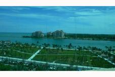 300 S POINTE DR # 1002