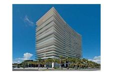 800 S POINTE DR # 1403