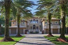 130 PALM AV