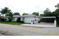 424 E DILIDO DR