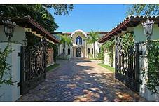 1647 N VW DR