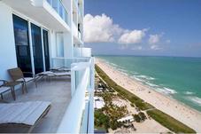50 S POINTE DR # 3202