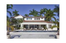 120 PALM AV