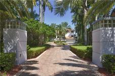 15 PALM AV