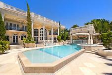 166 PALM AV
