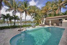 2156 N BAY RD