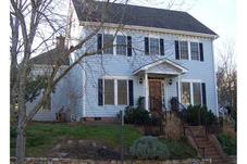 104 Parkside Circle