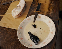 &nbsp;/&nbsp;PANAALUK (DRIED SEAL MEAT IN SEAL OIL)