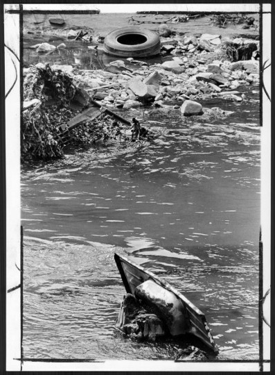 An old sink and tire near North Avenue, March 17, 1972. (Sun file photo)