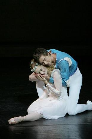 Sebastian Kloborg - with Susanne Grinder in Romeo & Juliet (John Neumeier)