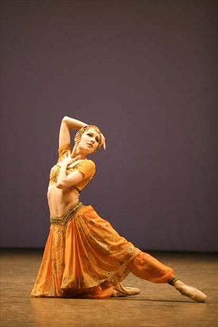 Sarah Kora Dayanova - 