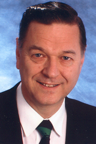 Stuart Saunders