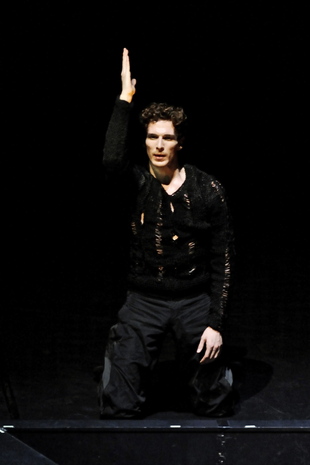 Evan Mckie - HAMLET 