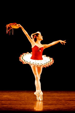 Sara Esty - Tarentella, Coreography by George Balanchine