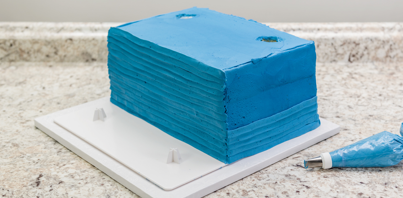 HowTo Make a Halloween Haunted House Cake