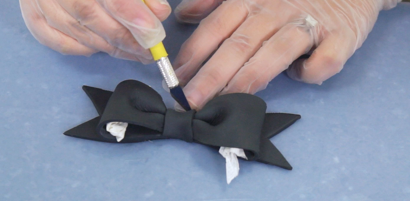 HowTo Make a Gum Paste Bow