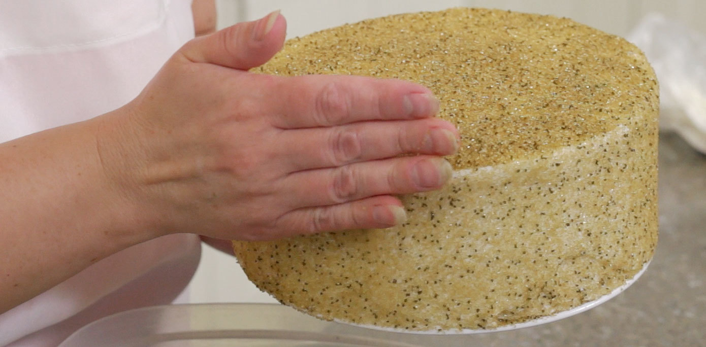 HowTo Make a Tiki Hut Cabana Cake