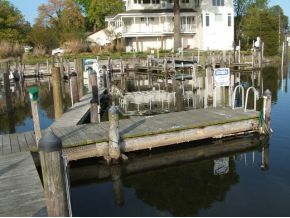WHITES CREEK MARINA