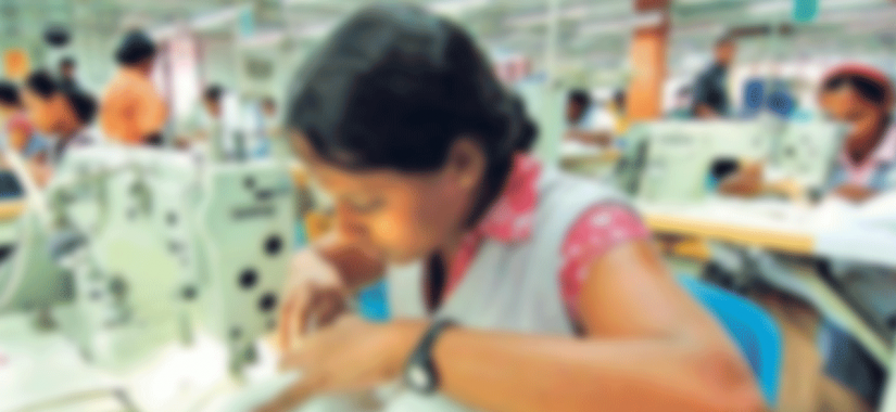 නො(ර්)වුඩ් ඇඟලුම් කම්හලක ආසාදිත පිරිසක්