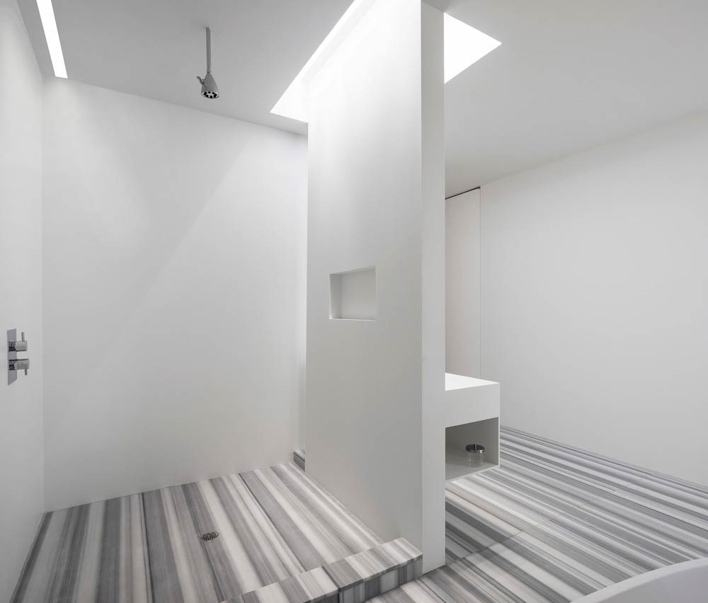Photographer's Loft by Desai Chia Architecture PC