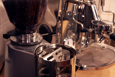 The Mazzer Mini is the ideal partner for an Isomac espresso machine