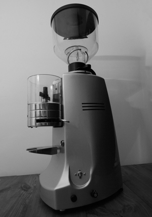 Nolan Hirte, the 2007 WA Barista Champion from Liar Liar in Hawthorn, Melbourne has combined the benefits of an Anfim and Mazzer Robur to create what he calls the Anfobur Nolan Hirte, the 2007 WA Barista Champion from Liar Liar in Hawthorn, Melbourne has combined the benefits of an Anfim and Mazzer Robur to create what he calls the Anfobur