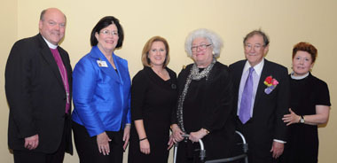 Cornerstone Award Winner_Leaders Bishop Terry White and Episcopal Church home leaders with Cornerstone Award winner