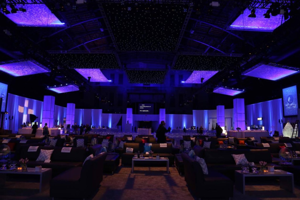 Chameleon-Star-Drape_White-Encore_Smoke-Grey-Carpet_Park-Ave-Armory_A+E-Upfront_Perimeter_5.1.15(4)
