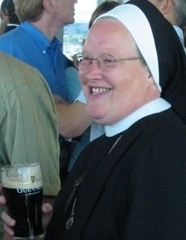 Nun_guinness_poster