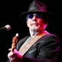 Merle_sq_90
