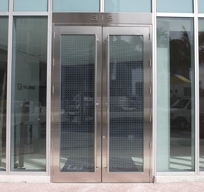 Hurricane Resistant Showroom Entrance Door Hurricane Resistant Showroom Entrance Door