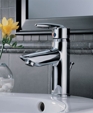 Single-hole Lavatory 585