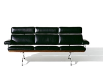 
					  
					    
						Eames Sofa 
						
						