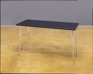 Table/chrome legs Table/chrome legs
